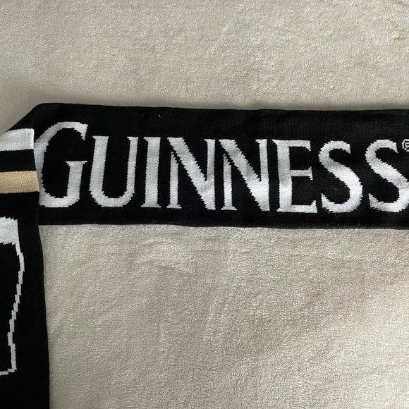 BRAND NEW Guinness Scarf - Picture 2 of 4